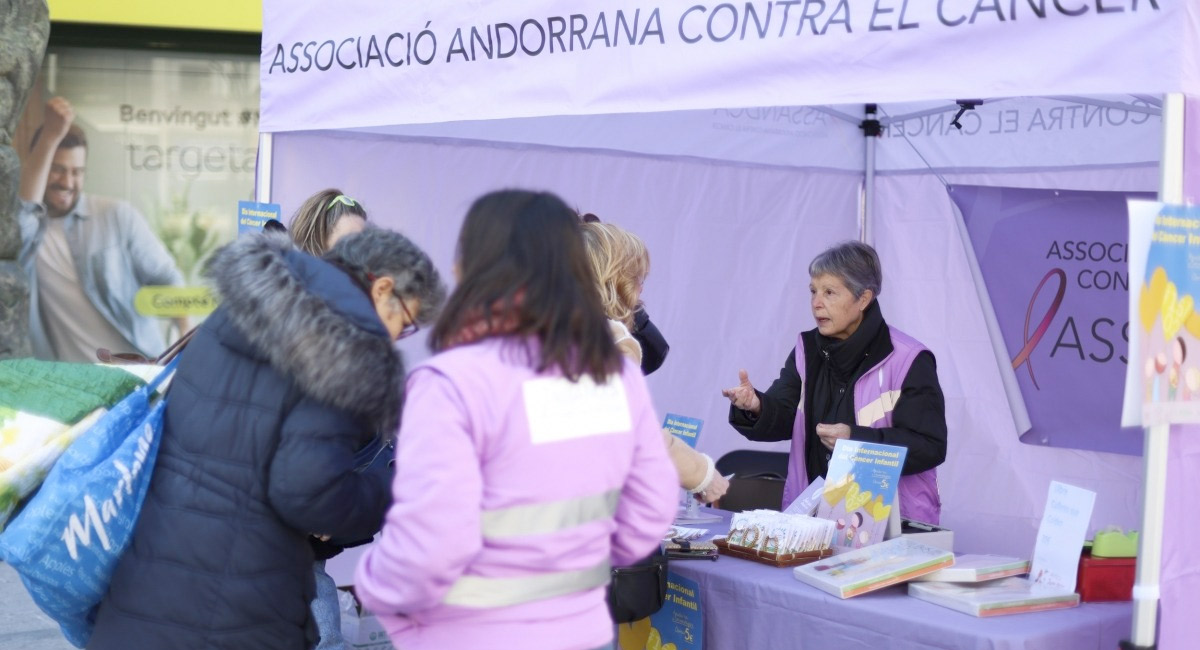 L’Assandca vol sensibilitzar sobre el càncer infantil a les escoles