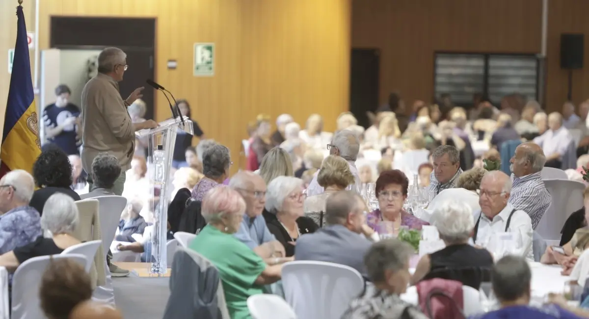 Preocupació de la gent gran per la manca de places de residència