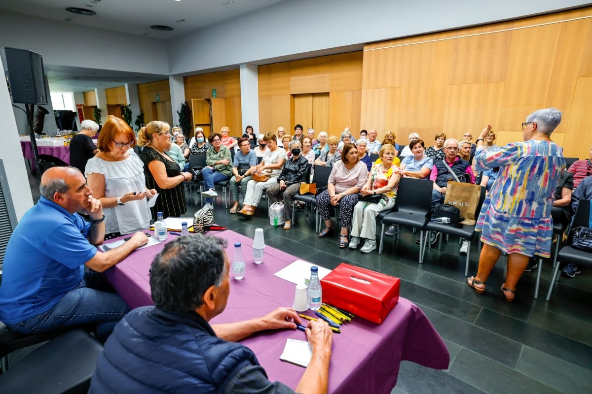 Un moment de l'assemblea extraordinària de l'Associació de la Gent Gran d’Escaldes-Engordany passada